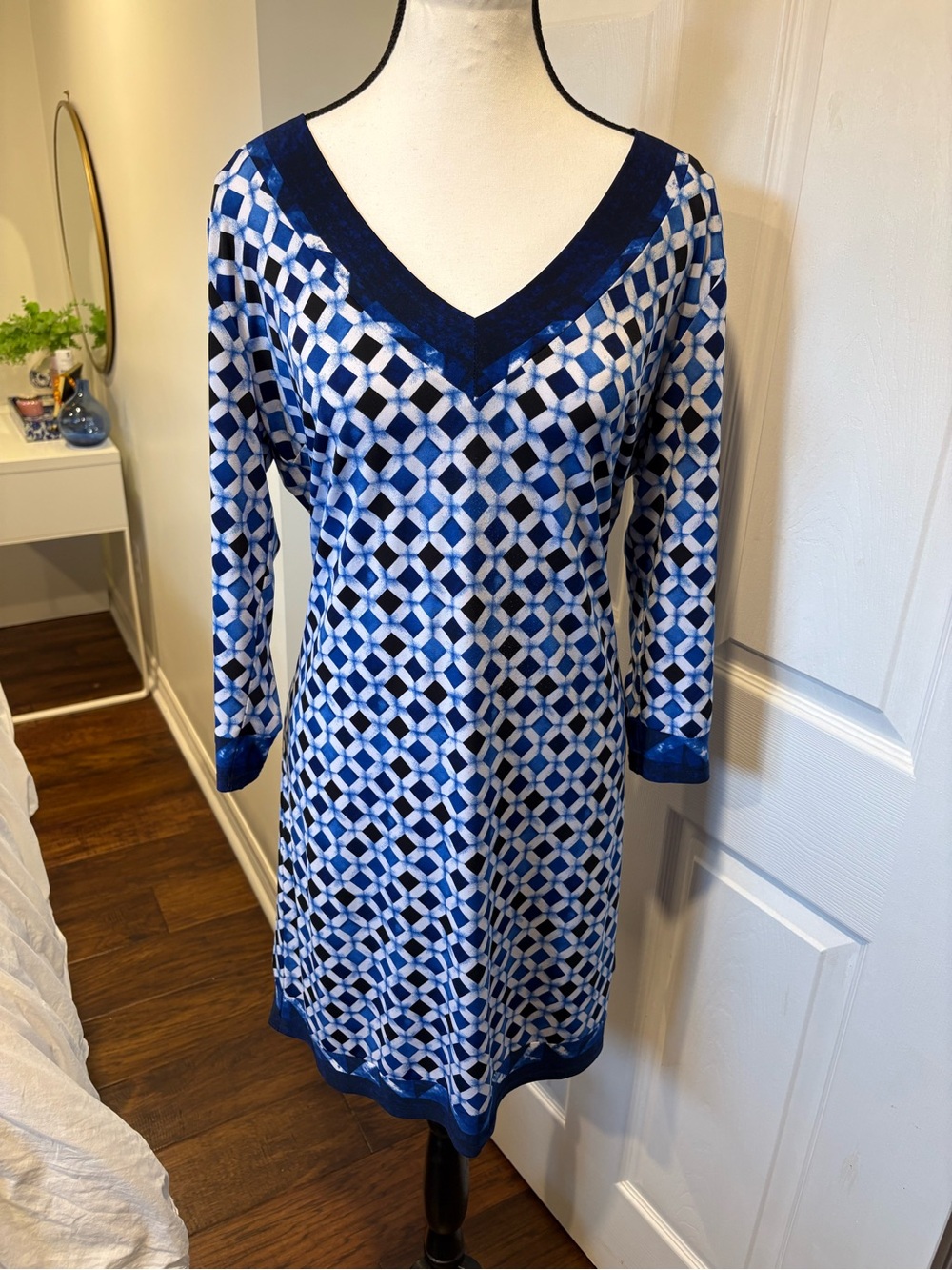 Joseph Ribkoff Blue Geometric V-Neck Dress Size 14
